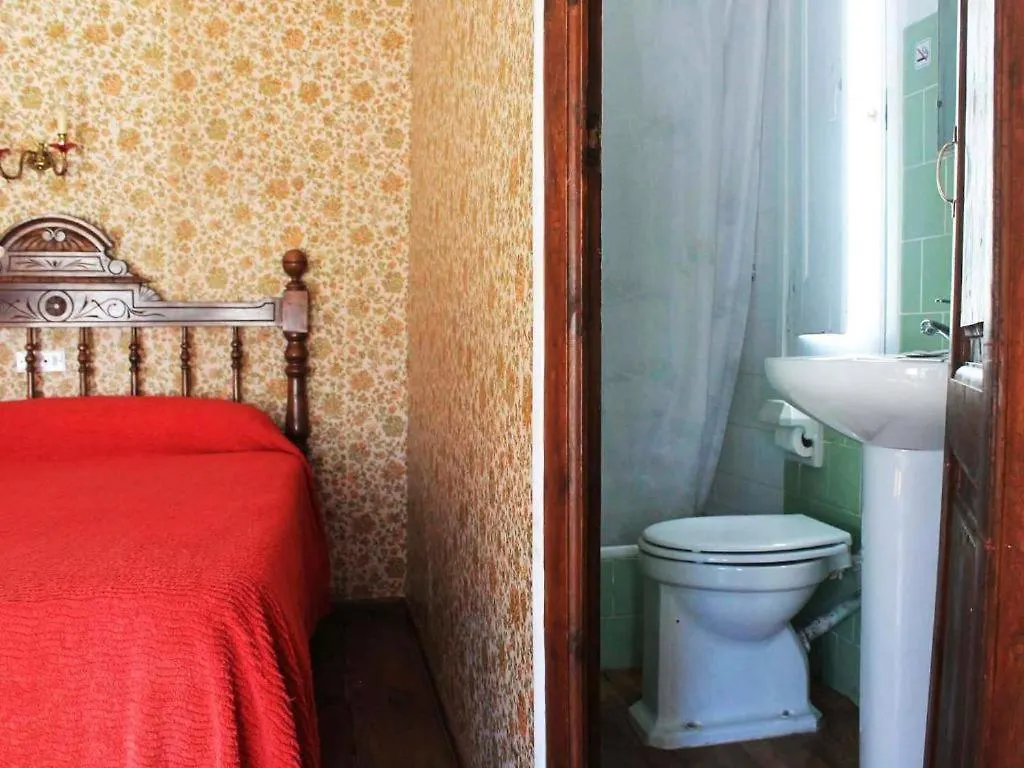 Hostal Rita Belvedere Puigcerda Guest house