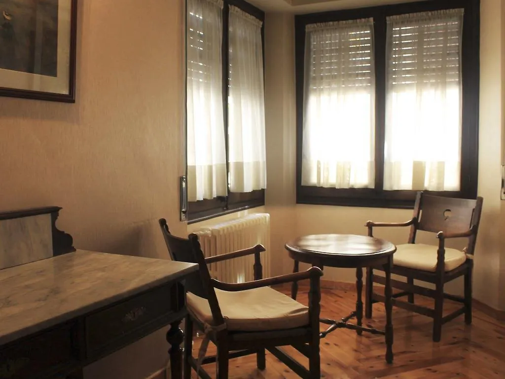Hostal Rita Belvedere Puigcerda Guest house