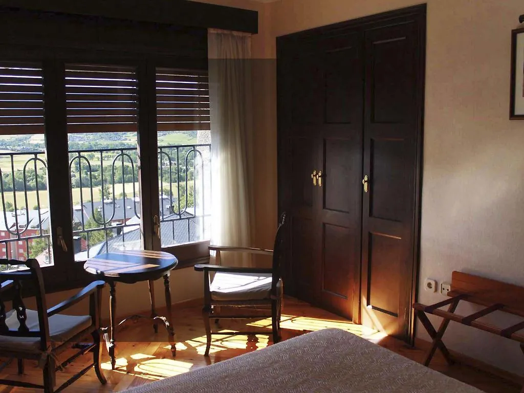 Guest house Hostal Rita Belvedere Puigcerda