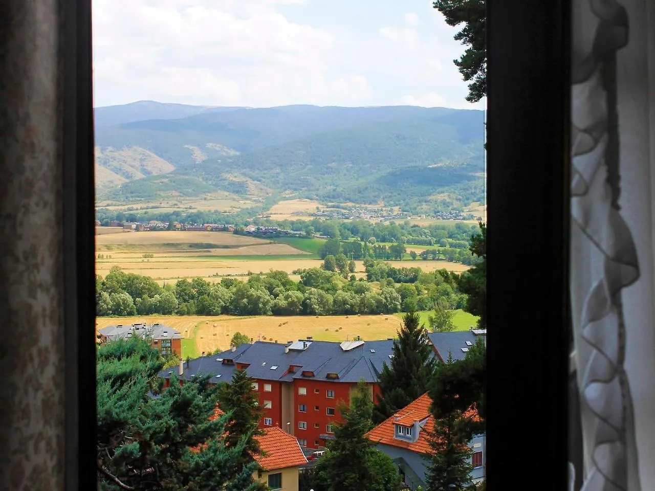 Hostal Rita Belvedere Puigcerda 2*,
